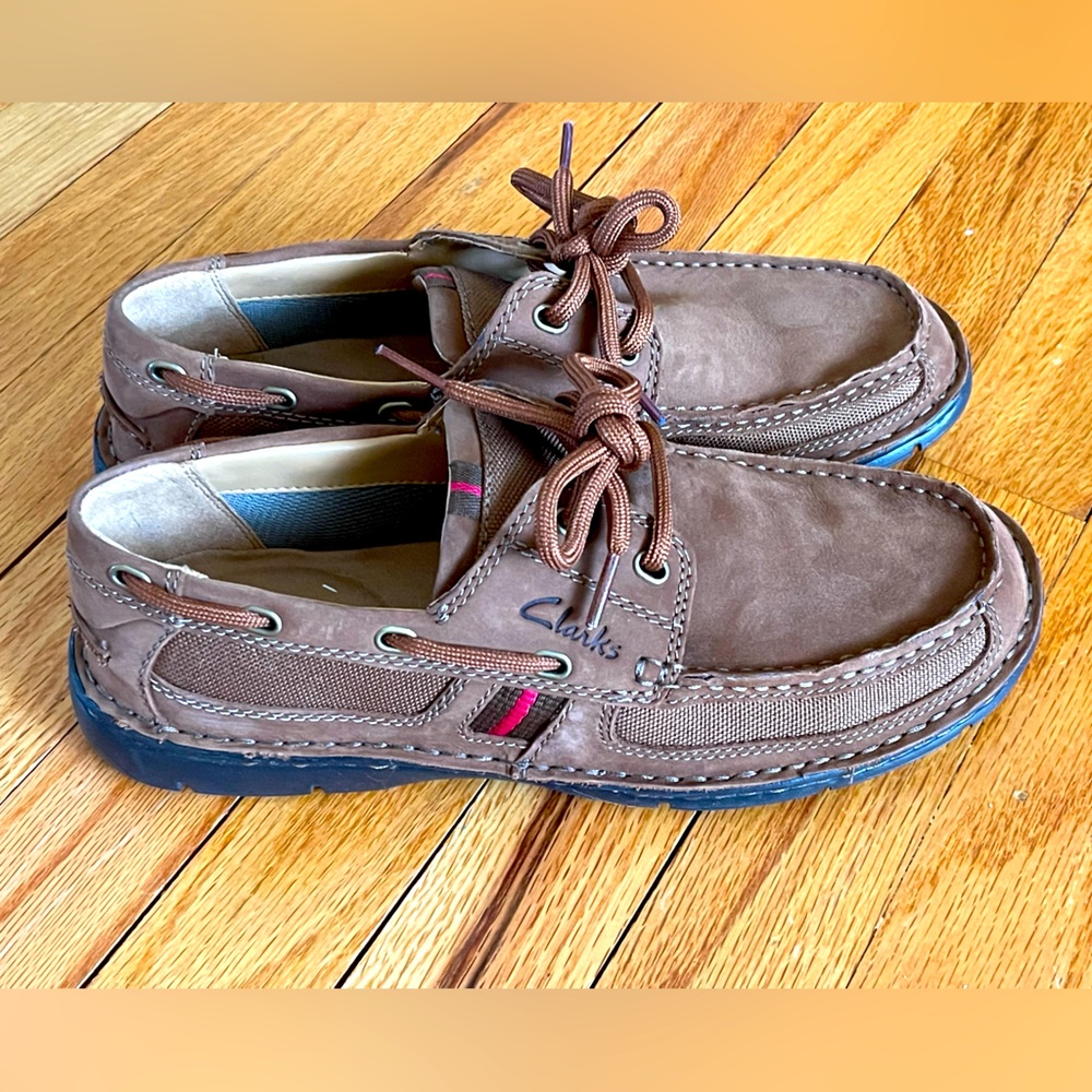 Clark’s Moccasins Loafers size men’s 7, women’s 9.5- NWOT
